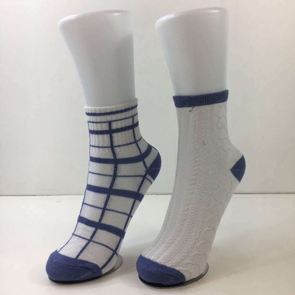 Womens Crew Socks 2 Pack Cable Knit Plaid Pattern Blue White